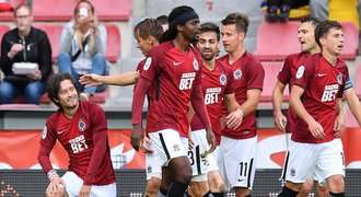 CELÝ SESTŘIH: Sparta - Karviná 2:0. Rosický se trefil poprvé po návratu