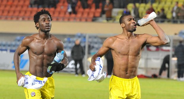 Bony s Kweukem, fungující spolupráce afrických útočníků Bony s Kweukem, fungující spolupráce afrických útočníků