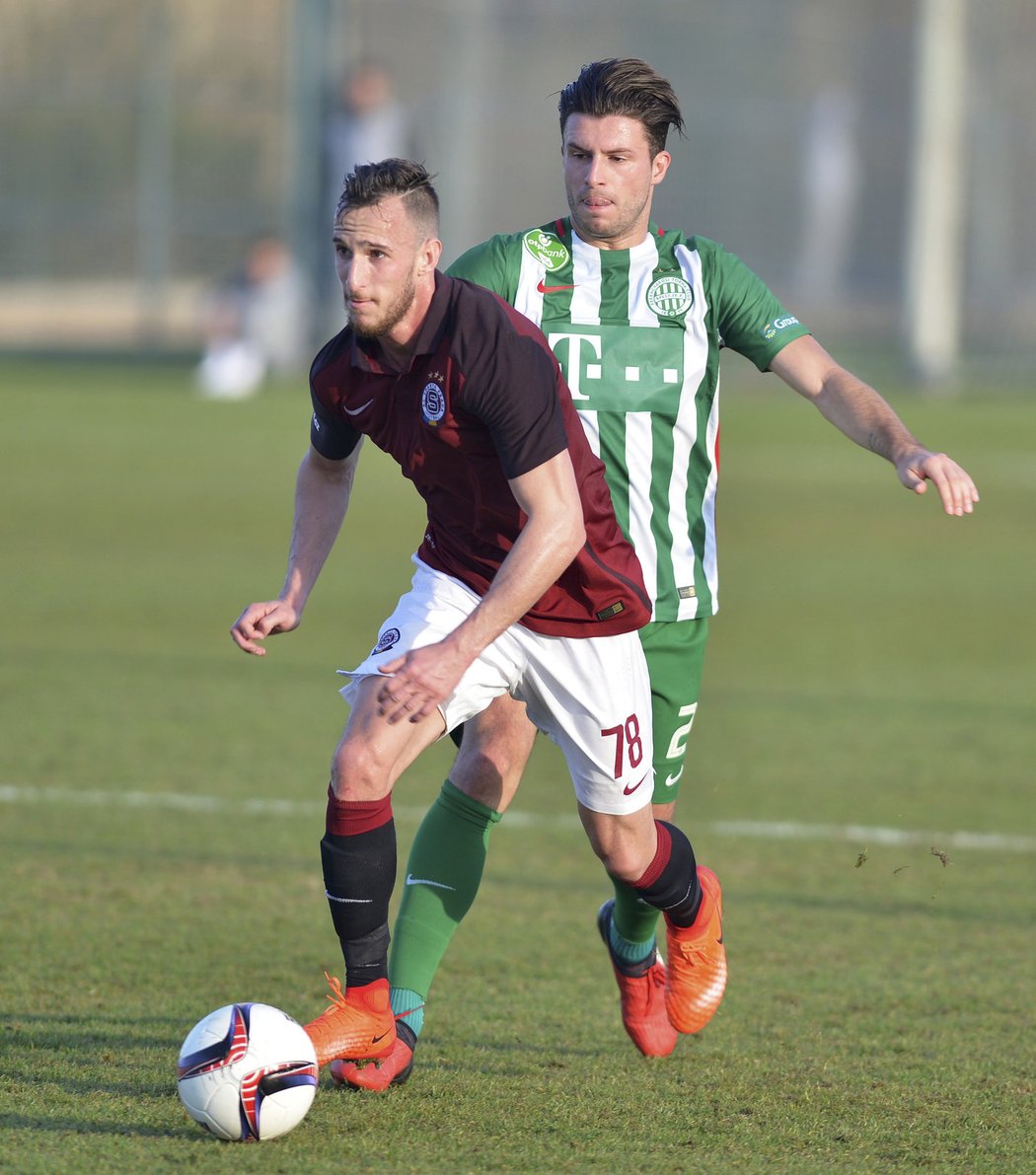 Zápas s Ferencvárosem odehrál i navrátilec z hostování, Matěj Hybš