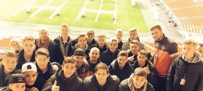 Sparťanští mladíci ve Wembley.