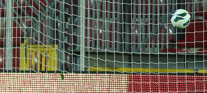 Gólman Sparty Tomáš Vaclík v utkání s Olomoucí nedokázal zabránit dvěma gólům