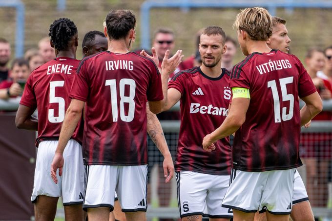 ONLINE: Sparta - G-Osaka 0:0. V základu nováčci z Maďarska či Karabec, na hrotu Vojta ONLINE: Sparta - G-Osaka 0:0. V základu nováčci z Maďarska či Karabec, na hrotu Vojta