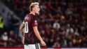 Adam Karabec navlékl v derby kapitánskou pásku