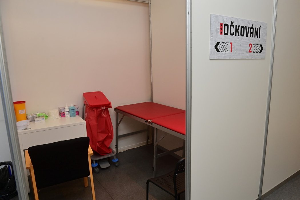 Fotbalová Sparta spustí na Letné očkovací centrum pro třetí dávky
