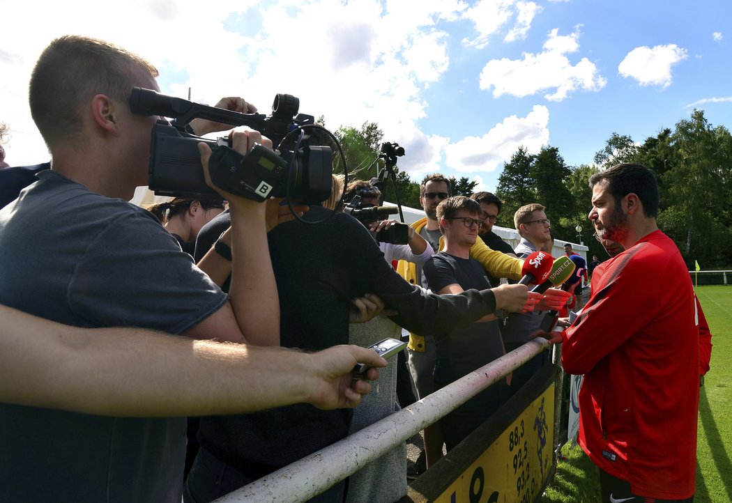 Andrea Stramaccioni v obležení médií