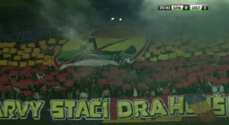 Tři barvy stačí, drahoušku! Ultras Sparty se opřeli do homosexuálů