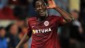 Bony Wilfried oslavuje gól.