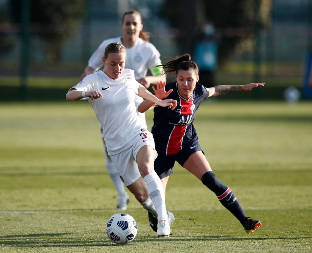 Fotbalistky Sparty v úvodním osmifinále Ligy mistryň padly na hřišti PSG 0:5