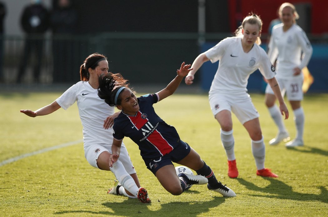 Fotbalistky Sparty v úvodním osmifinále Ligy mistryň padly na hřišti PSG 0:5