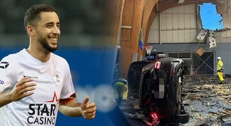 Jako ve filmu! Marocký fotbalista v Belgii vlétl autem do haly, jel 200 km/h