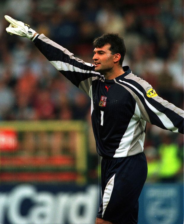 Pavel Srníček v době, kdy chytal za českou fotbalovou reprezentaci Pavel Srníček v době, kdy chytal za českou fotbalovou reprezentaci