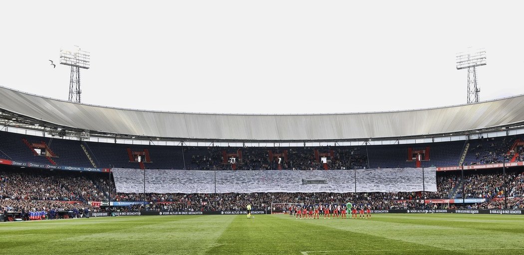 Slavný stadion De Kuip, kde nastupují fotbalisté Feyenoordu Rotterdam