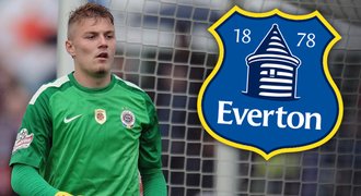 Talentovaný brankář Staněk posílil Everton, potvrdila Sparta