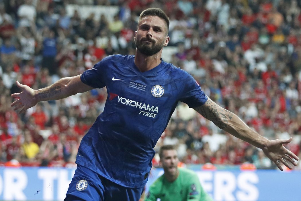 Olivier Giroud už svou druhou šanci proměnil