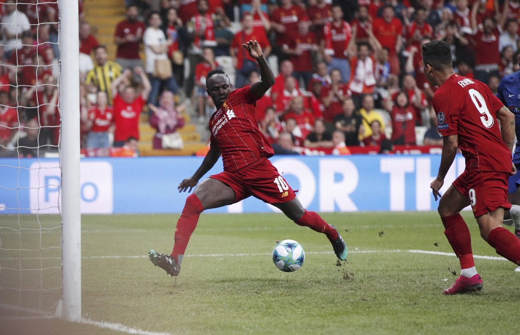 Sadio Mané už měl lehkou práci, Firminho mu míč připravil před prázdnou branku