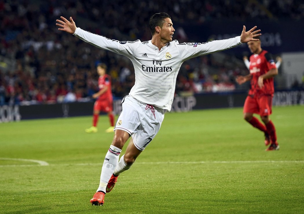 Dvěma góly rozhodl Ronaldo o vítězi v Superpoháru
