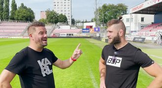 MMA zápasník Procházka v okresním přeboru. Proti týmu se Švancarou