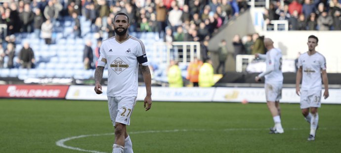 Swansea podlehla 2:3 na hřišti Oxfordu, který hraje čtvrtou nejvyšší soutěž.