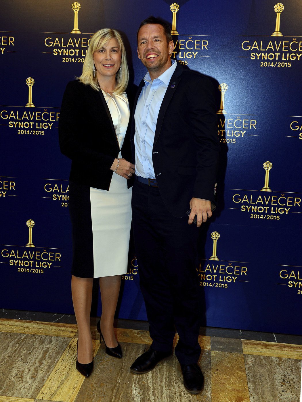 Pavel Horváth s manželkou na Galavečeru Synot ligy