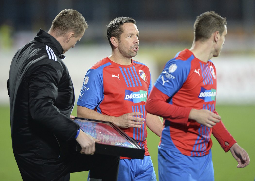 Zkušený Pavel Horváth nastupuje, aby pomohl plzeňské Viktorii při utkání v Jihlavě. Nestalo se. Vysočina vyhrála 2:1.