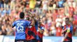 Fotbalisté Plzně se radují z druhého gólu v úvodním zápase sezony proti Slavii