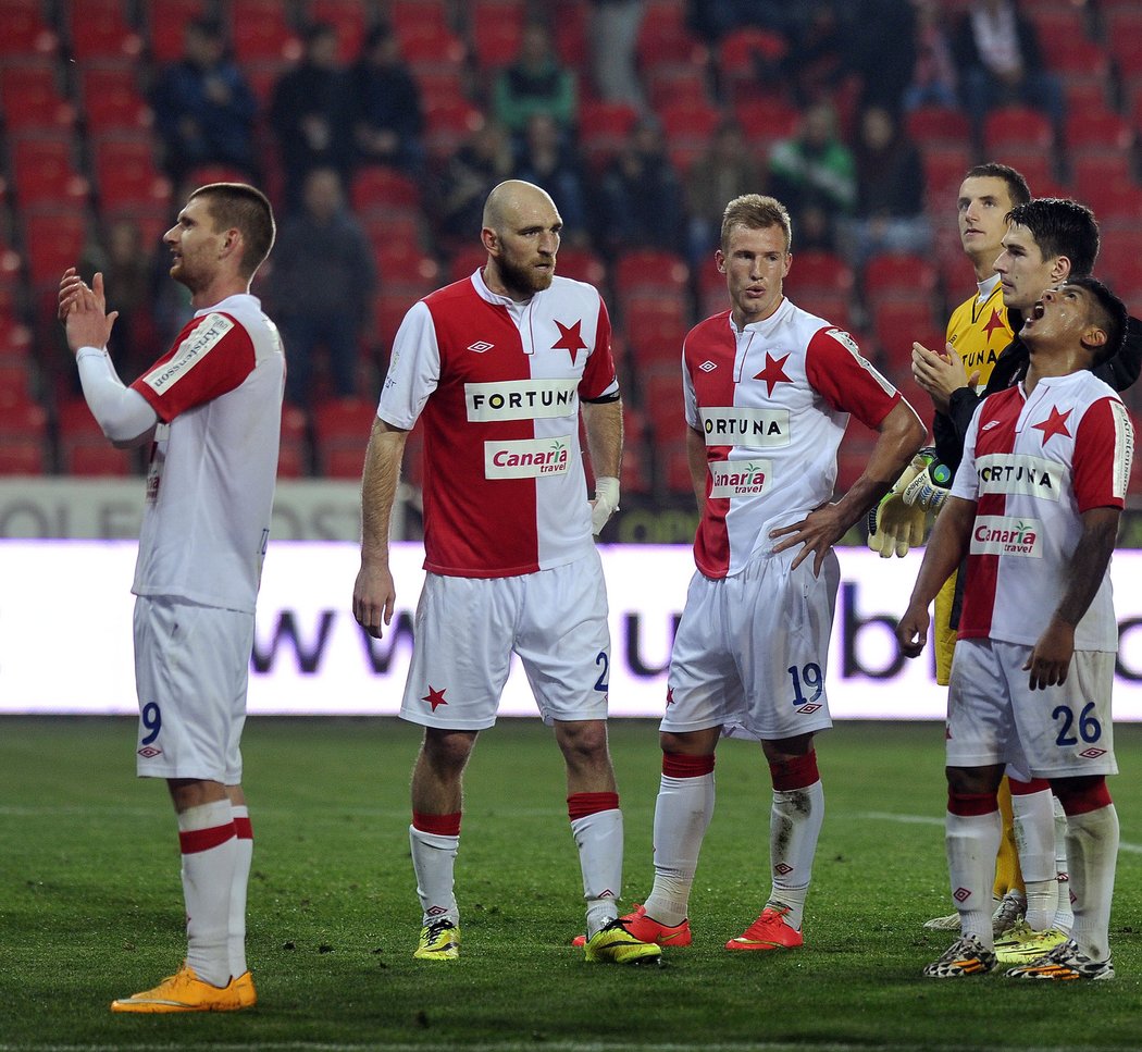 Fotbalová Slavia uťala bídu a po sedmi zápasech se dočkala vítězství. Nad Příbramí vyhrála 3:2.