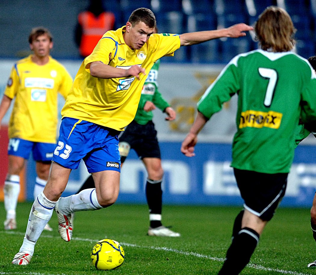 Edin Džeko se stal v Teplicích velmi rychle hvězdou české ligy