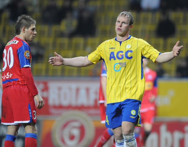 Martin Klein v teplickém dresu v sezoně 2009/2010 Martin Klein v teplickém dresu v sezoně 2009/2010