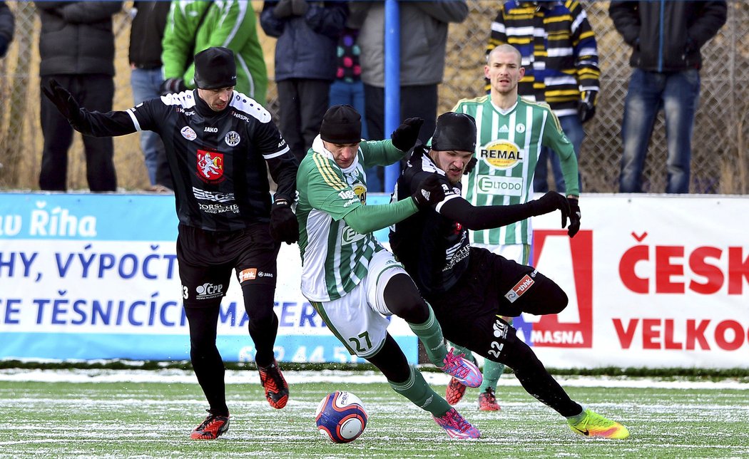 Fotbalisté Bohemians vyhráli na zimní Tipsport lize nad Hradcem Králové 3:0.