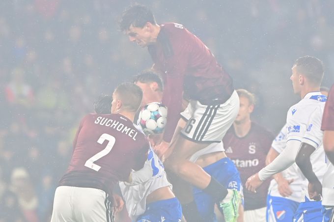 ONLINE: Sparta - Baník 0:1. Kubalovi stačilo 17 sekund! Guddalův gól po ruce neplatí ONLINE: Sparta - Baník 0:1. Kubalovi stačilo 17 sekund! Guddalův gól po ruce neplatí