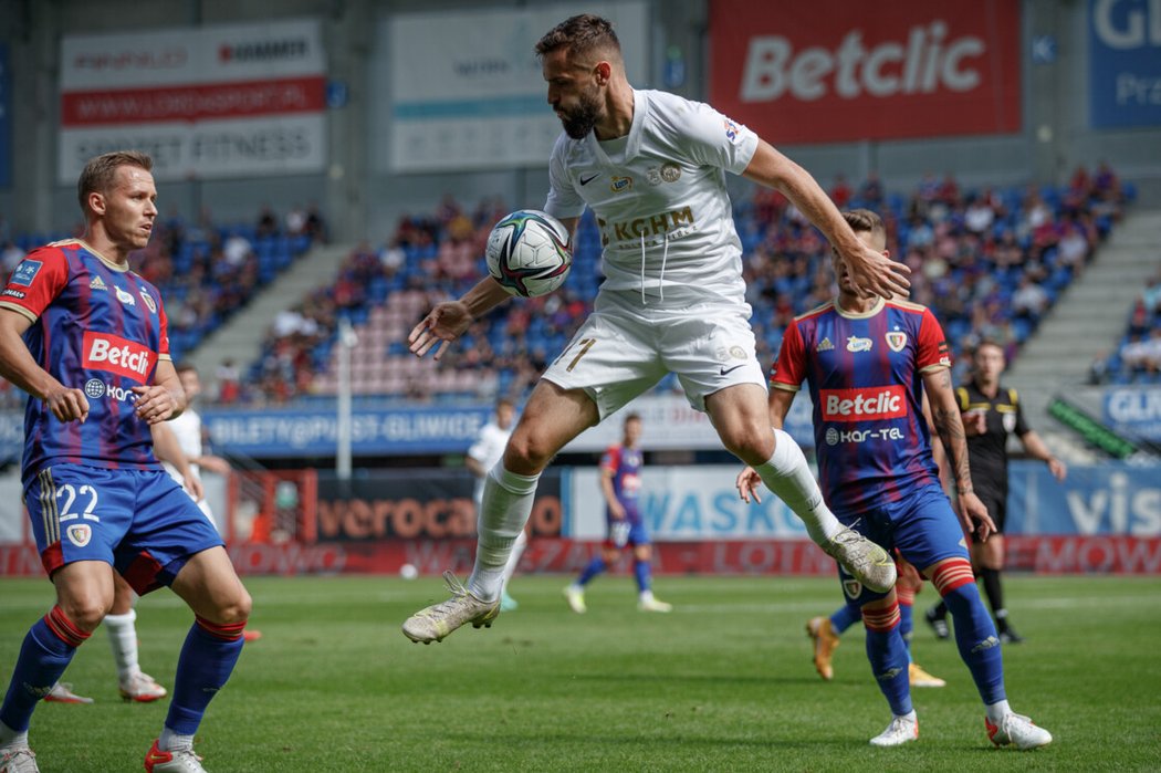 Tomáš Zajíc v dresu Zaglebie Lubin