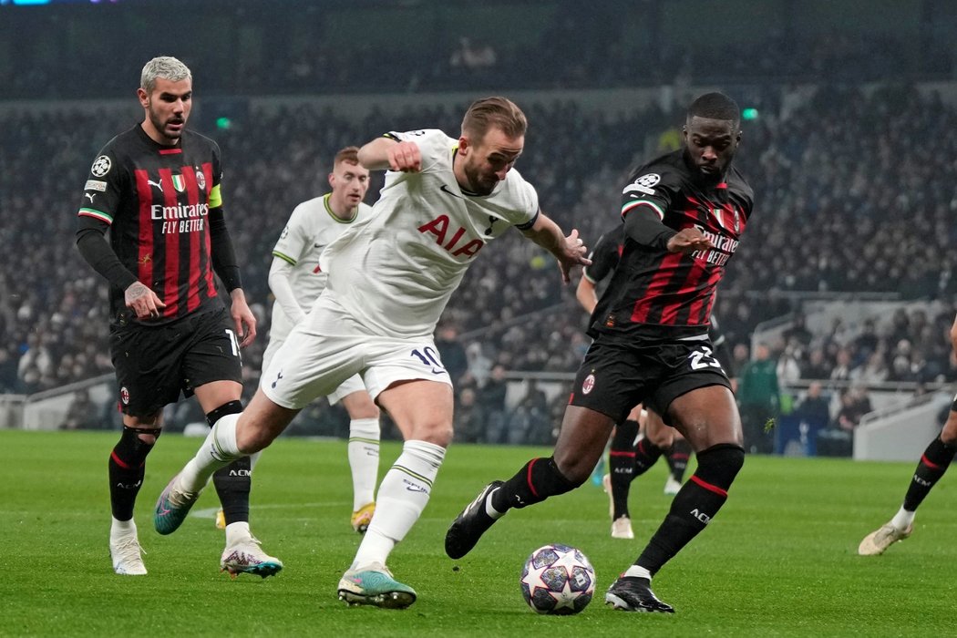 Proti AC se mohl Kane roztrhnout, přesto Milán nepokořil