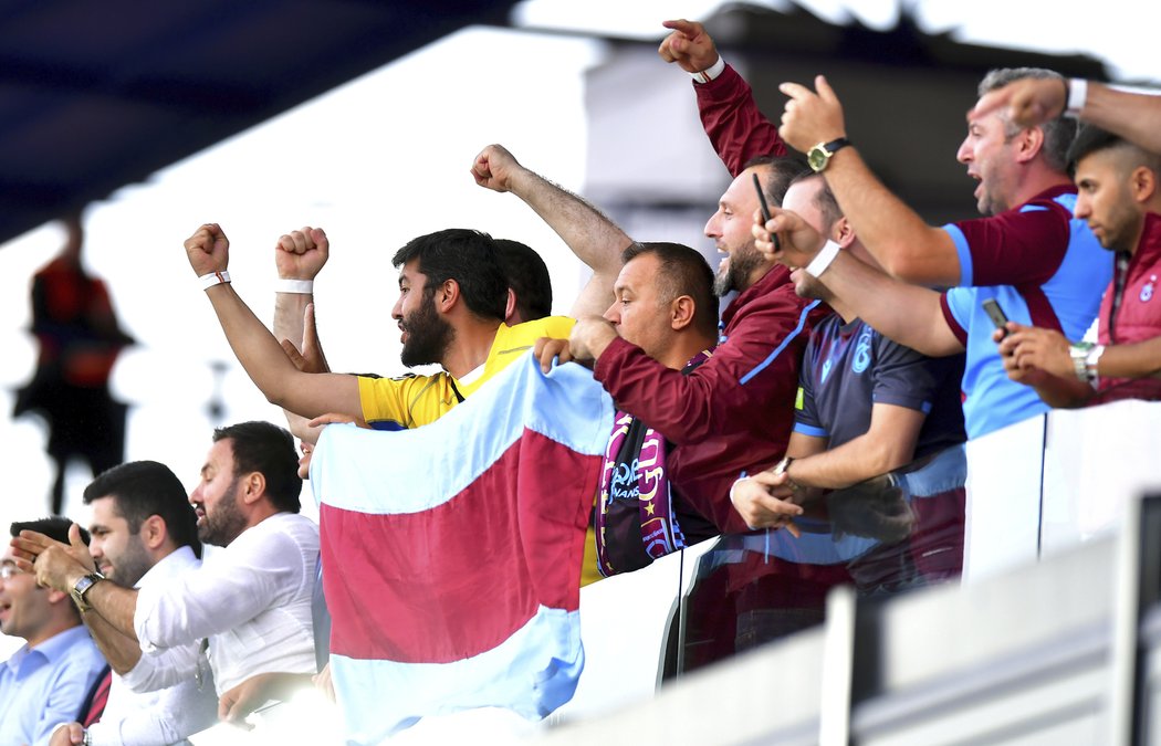 Příznivci Trabzonsporu na svém stadionu v utkání se Spartou vytvoří bouřlivou atmosféru