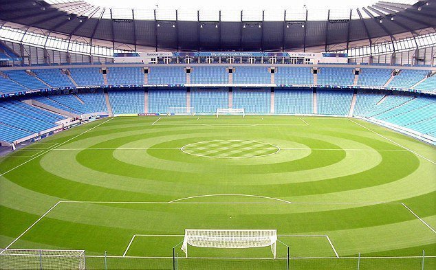 Kruhový vzor zvolili na Manchesteru City v roce 2005