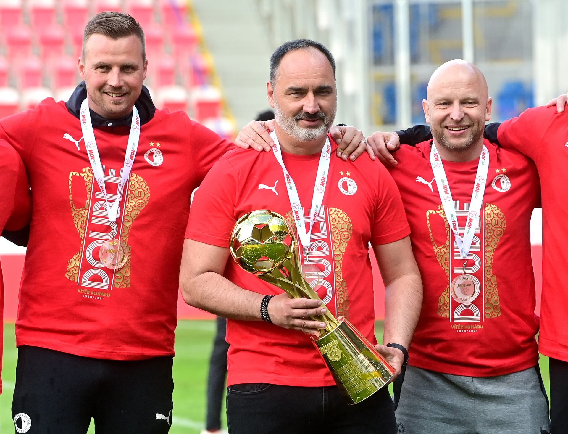 Další parádní sezona a double Další parádní sezona a double