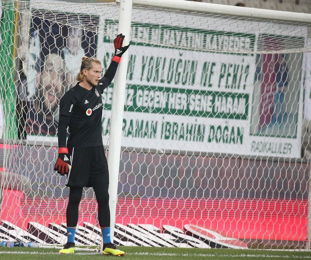 Loris Karius poprvé chytal v dresu Besiktasu, výhra z toho ale nebyla