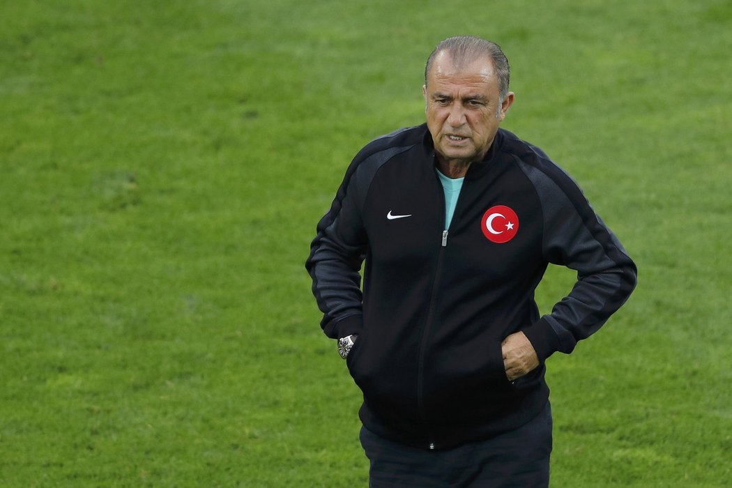 Fatih Terim musí řešit řadu problémů