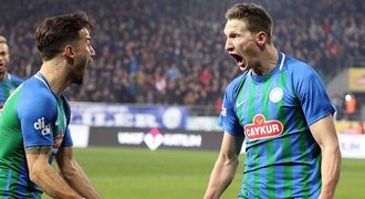 Další trefa pro Škodu! Překonal Kariuse, Rizespor ale padl s Besiktasem