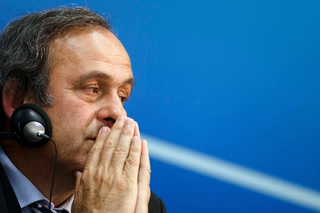 Modlitby pomohly. Michel Platini, šéf UEFA, může být spokojený. Jeho revoluční návrh prošel, EURO 2020 se bude hrát ve třinácti zemích