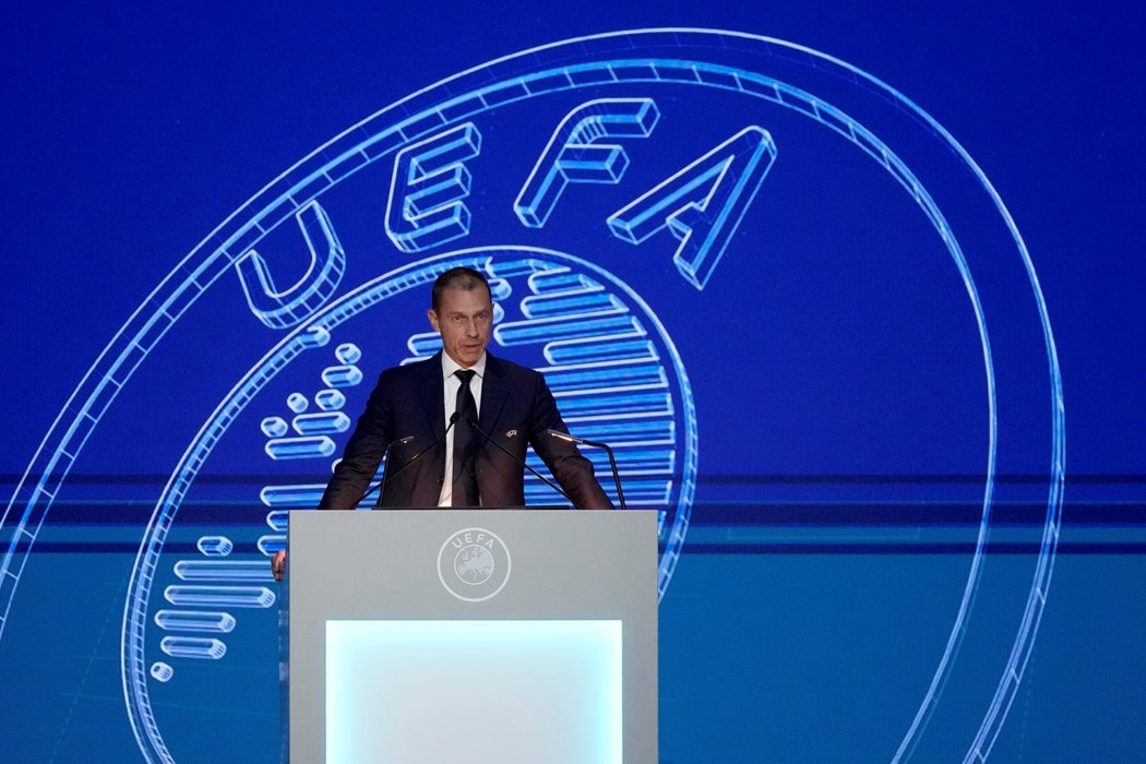 Aleksander Čeferin při svém projevu na kongresu UEFA