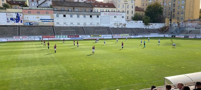 Odvetný duel mezi dorostem Sparty a MTK Budapešť se hrál na Žižkově