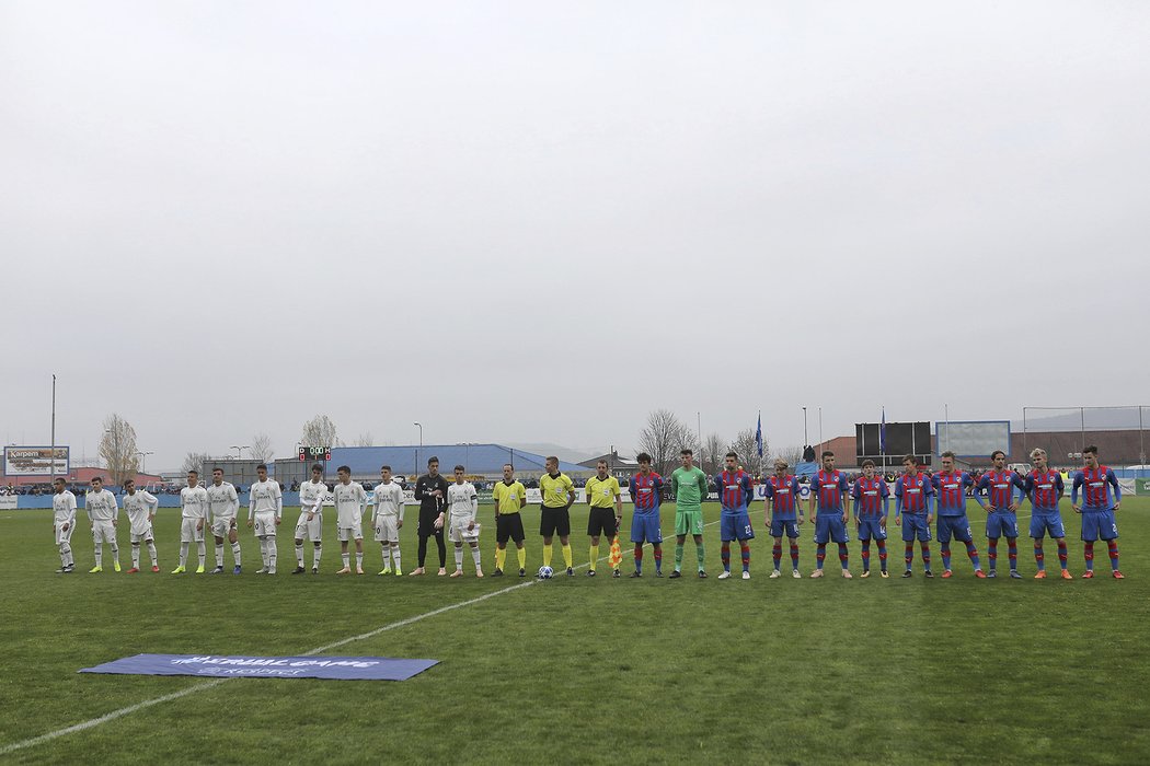 Plzeňská U19 nastupuje k zápasu UEFA Youth League proti Realu Madrid