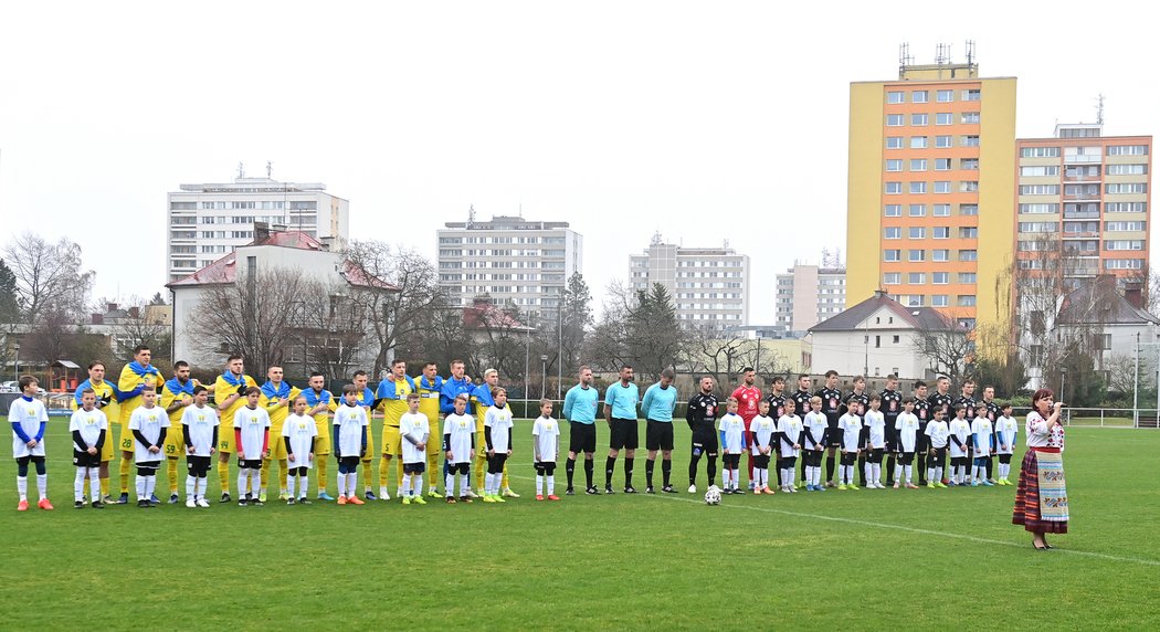 Fotbalisté Žytomyru našli azyl v Hradci Králové