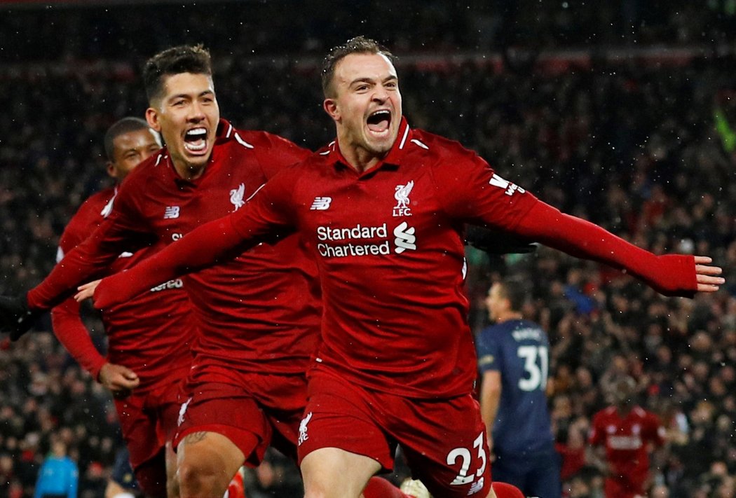 Střídající Xherdan Shaqiri dvěma góly rozhodl o výhře Liverpoolu nad United