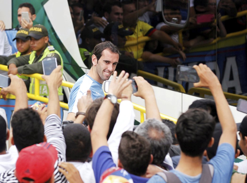 Obránce Diego Godín na tréninku reprezentace