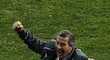 Kouč Uruguaye Oscar Tabárez slaví postup do čtvrtfinále