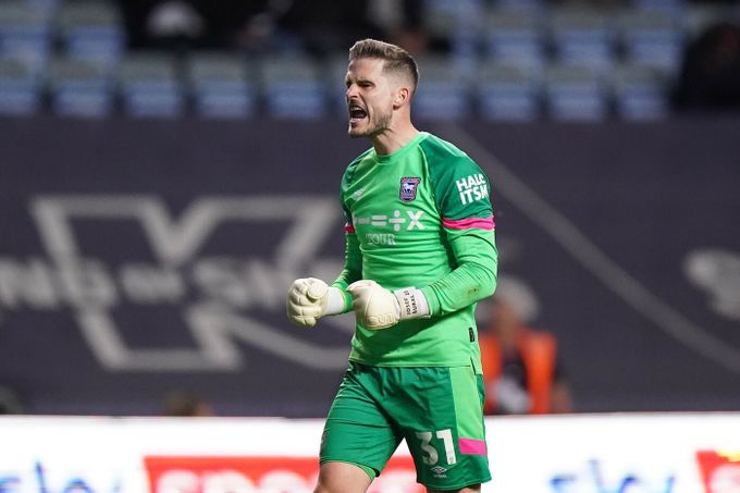 Hladký končí v Anglii a míří do Zbrojovky! Jsme tomu otevření, potvrzuje brankářův agent Hladký končí v Anglii a míří do Zbrojovky! Jsme tomu otevření, potvrzuje brankářův agent