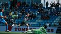 Václav Jurečka v šanci proti Mladé Boleslavi