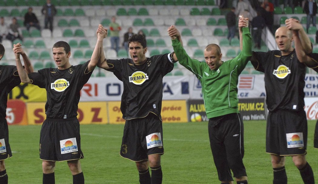 Bohemians v černém slavili třeba návrat do ligy