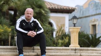 Zápisník Ondřeje Součka: Fotbalová dekadence Zápisník Ondřeje Součka: Fotbalová dekadence